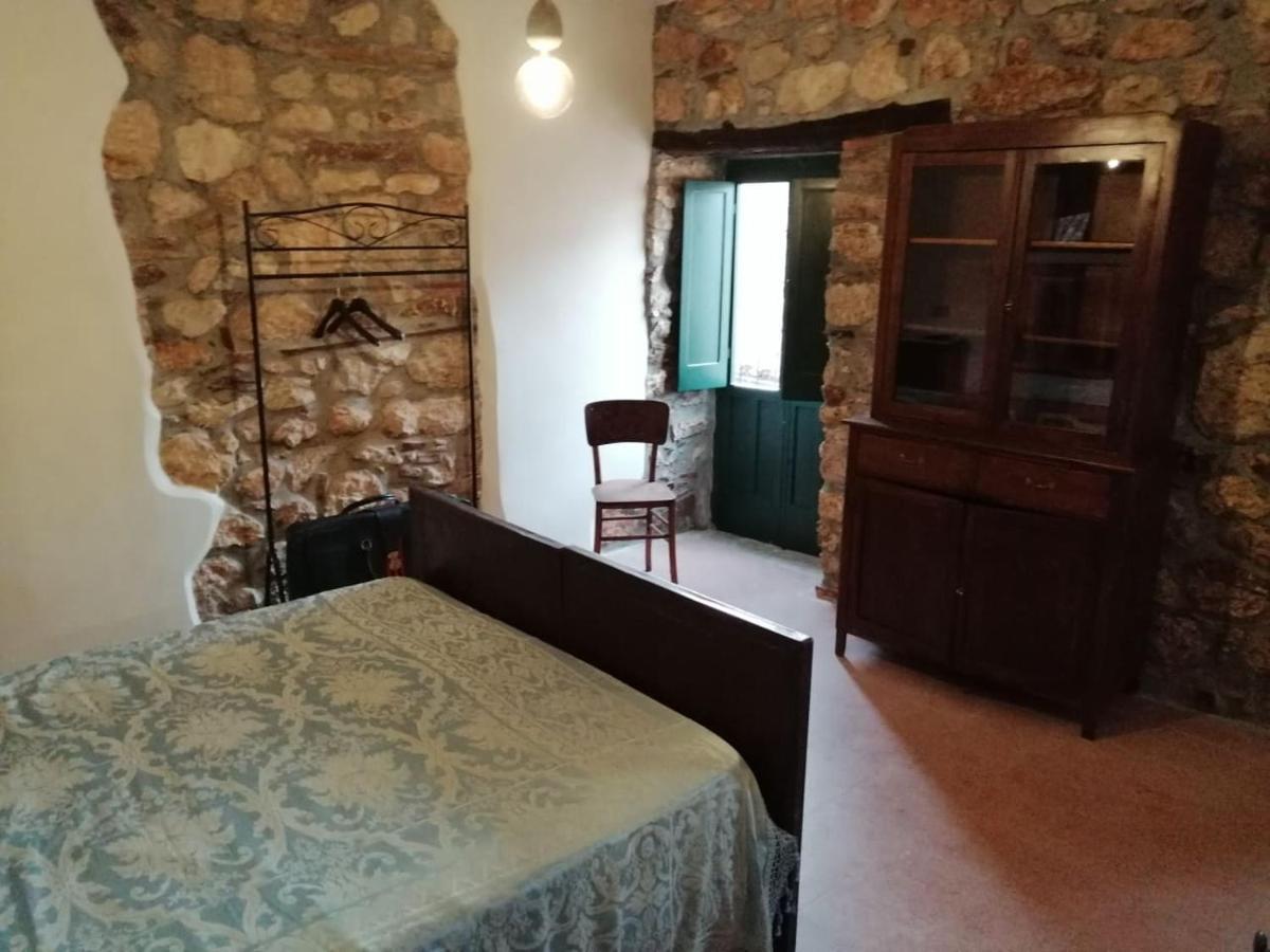 La Casa Di Duilia Bed & Breakfast Fornelli Luaran gambar
